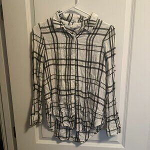 Korye White & Black Plaid Button Up Collared Top